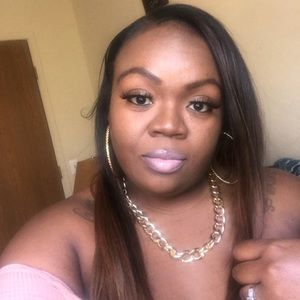 Meet your Posher, Alania